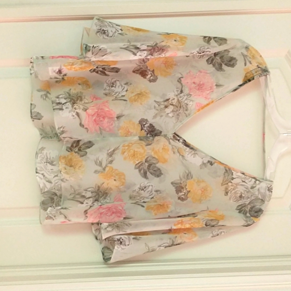 NWOT Miss Selfridge Shear floral print blouse